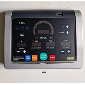 Technogym JOG NOW 500 LED Excite Treadmill Display