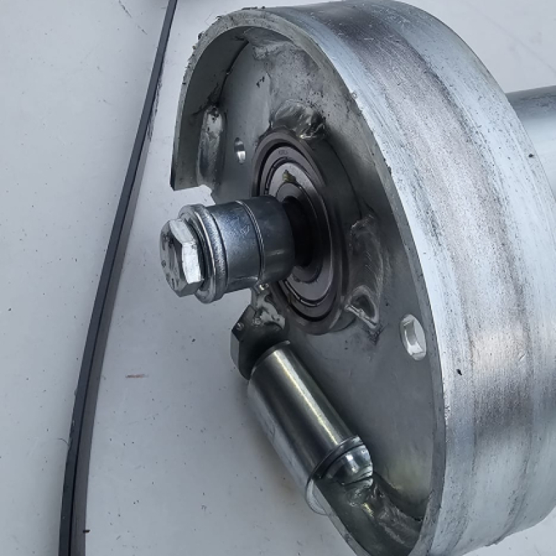 Left double pulley set with belt and shaft Technogym Vario Excite